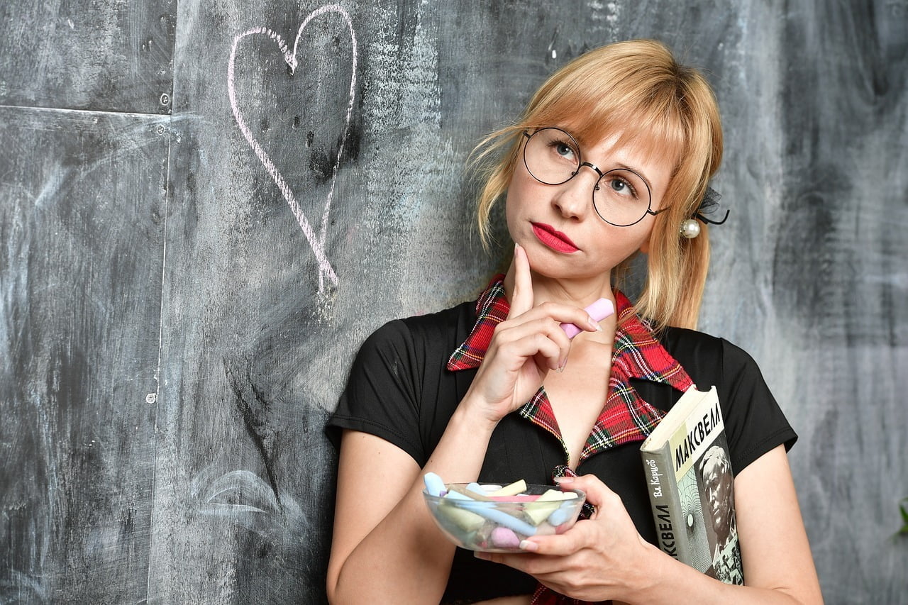 7 Lowongan Pekerjaan Yang Cocok Untuk Lulusan SMA Sederajat - Menjanjikan dan Bergaji Besar 9 Lowongan Pekerjaan Yang Cocok Untuk Lulusan SMA